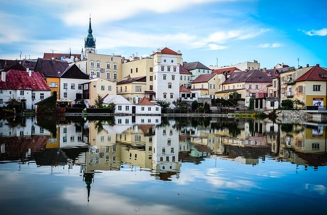 Jak sledovat zásilky v Jindřichově Hradci a mít jistotu v doručení