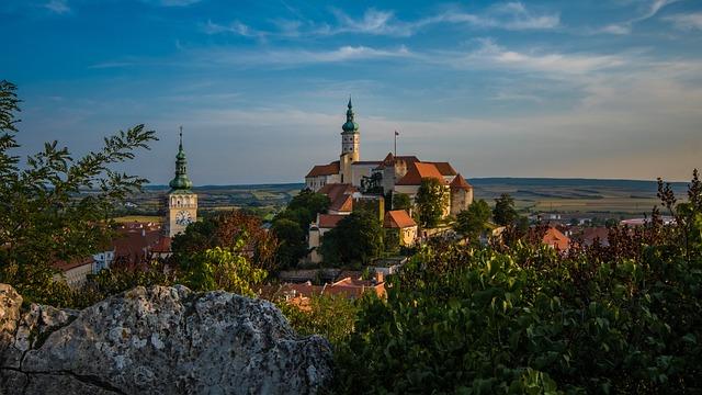 Pošta Mikulov a její historie: Jak se stala místním pilířem služeb